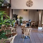 Hi Bordeaux-blanquefort Hostel