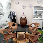 Hi Bordeaux-blanquefort Hostel