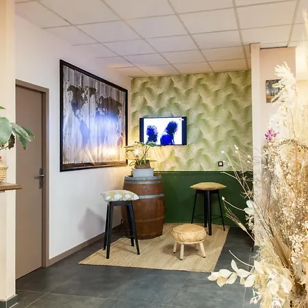 Hostel Hi Bordeaux-blanquefort - Ex Otellia