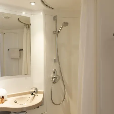 Hi Bordeaux-blanquefort Hostel *