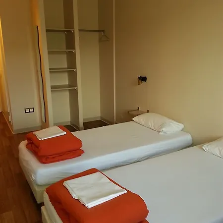 אכסניה Hi Bordeaux-blanquefort בלנקפורט