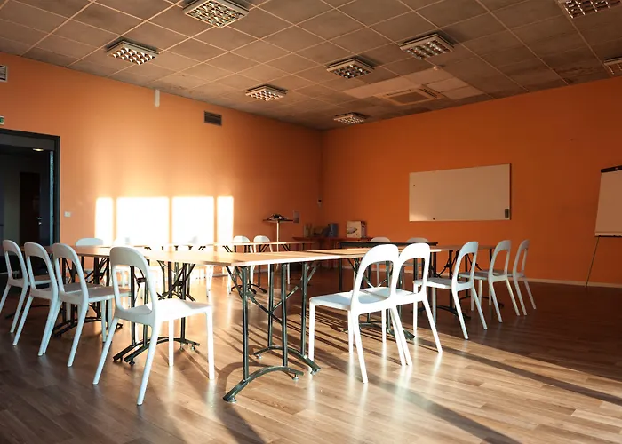 Hi Bordeaux-blanquefort ホステル *